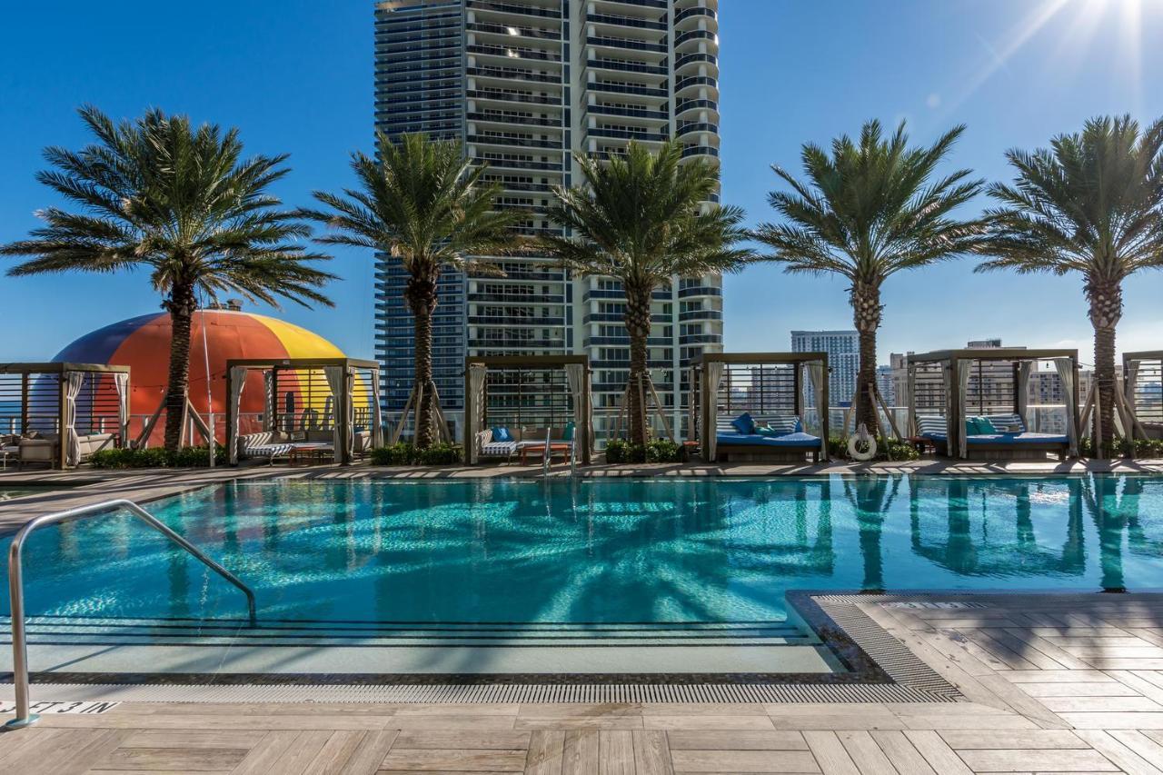 The Ultimate Resort - Beachfront 2 Bedroom Apartment With Direct Ocean View, Rooftop Pool, Hot Tub And Gym Hollywood Eksteriør billede