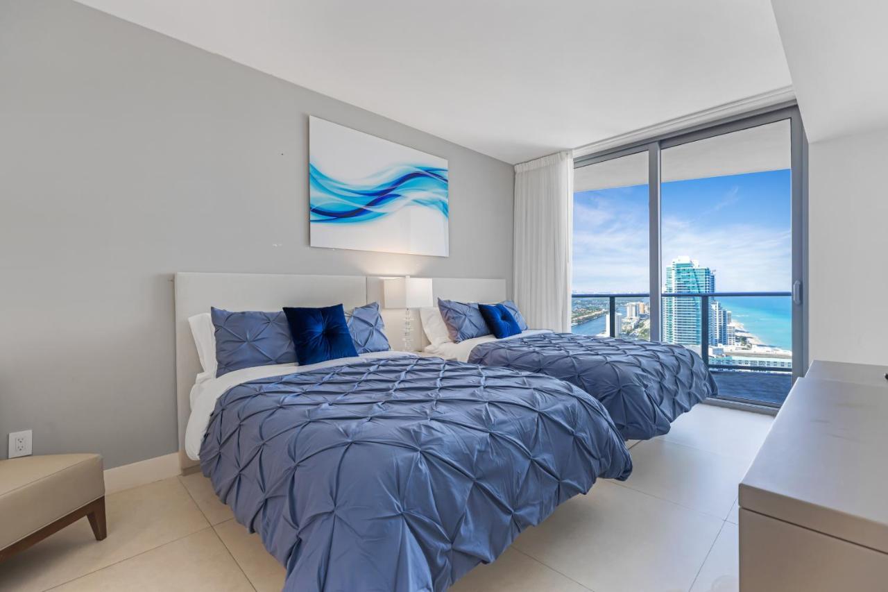 The Ultimate Resort - Beachfront 2 Bedroom Apartment With Direct Ocean View, Rooftop Pool, Hot Tub And Gym Hollywood Eksteriør billede